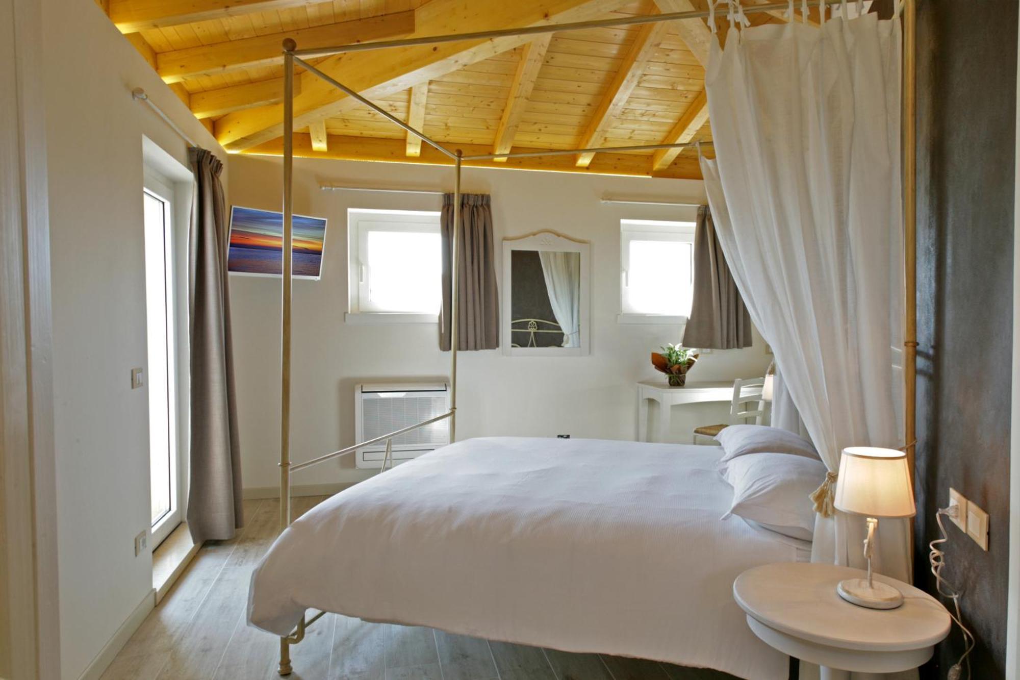 Relais Colle San Giorgio Bed and Breakfast Μπαρντολίνο Δωμάτιο φωτογραφία